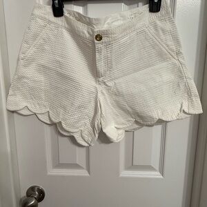 Lilly Pulitzer White Scalloped Shorts